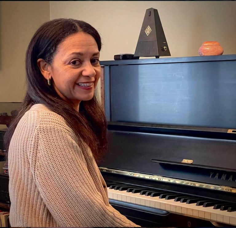 Meet Mary Davis - Piano Teacher at High Notes Avante